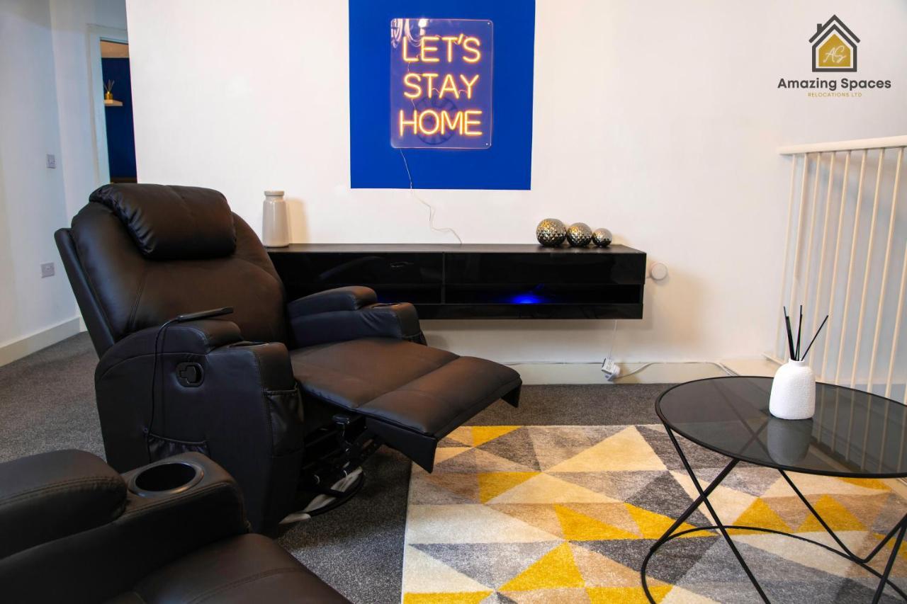 Large Unique 2 Bedroom Duplex Apartment With Private Parking & Free Wifi - Vat Qualifying By Amazing Spaces Relocations Ltd Warrington Eksteriør bilde